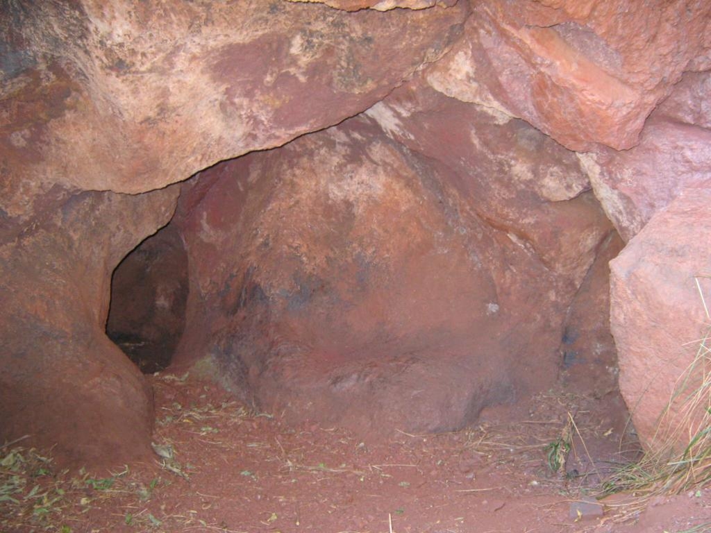 cueva del leon